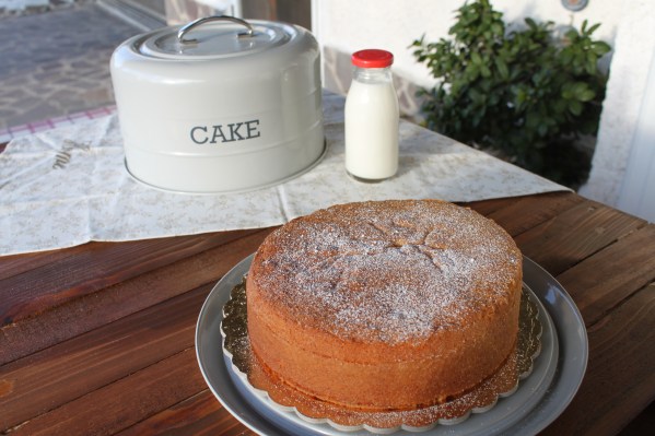 torta al latte caldo