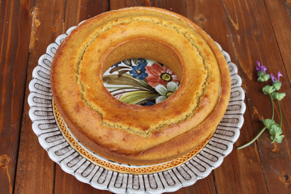 Ciambella allo yogurt e miele