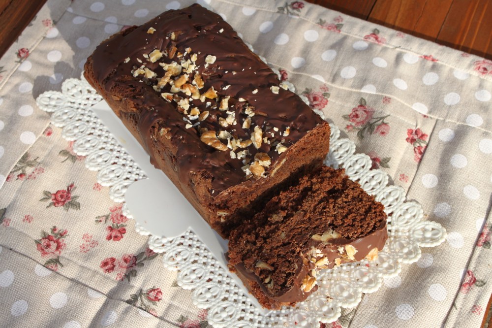 Plumcake cioccolato, noci e ricotta caprina